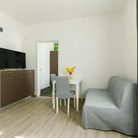 Apartment Park 1 By Interhome Balatonszarszo